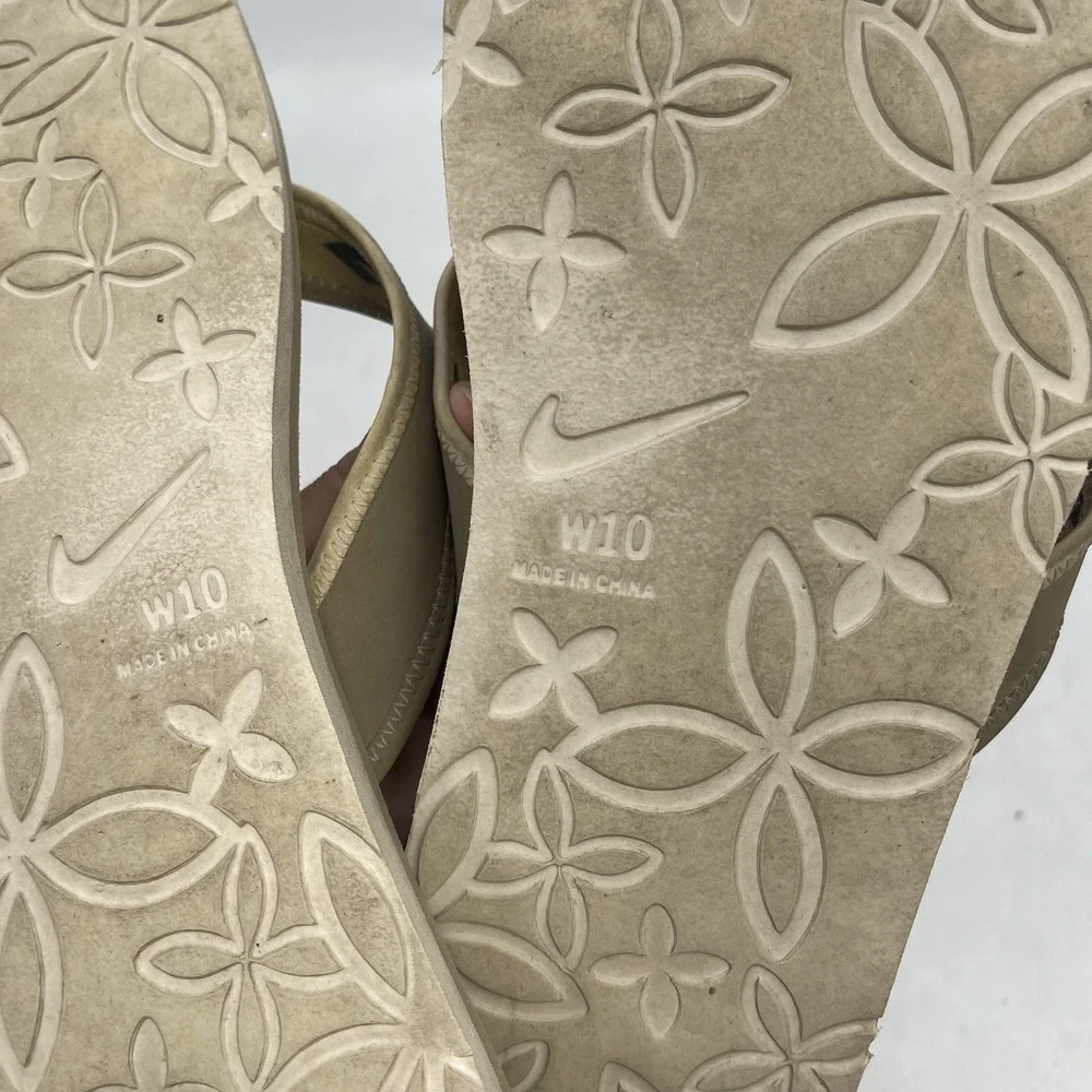 Nike Celso Flip Flops Sandals Womens 10 Tan Beige 314870-202 Slide Slip On
